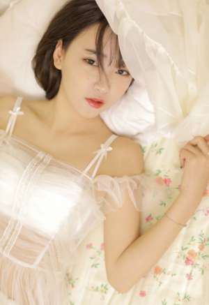 蕾丝内衣美女床上性感极品透视装唯美诱惑写真图片