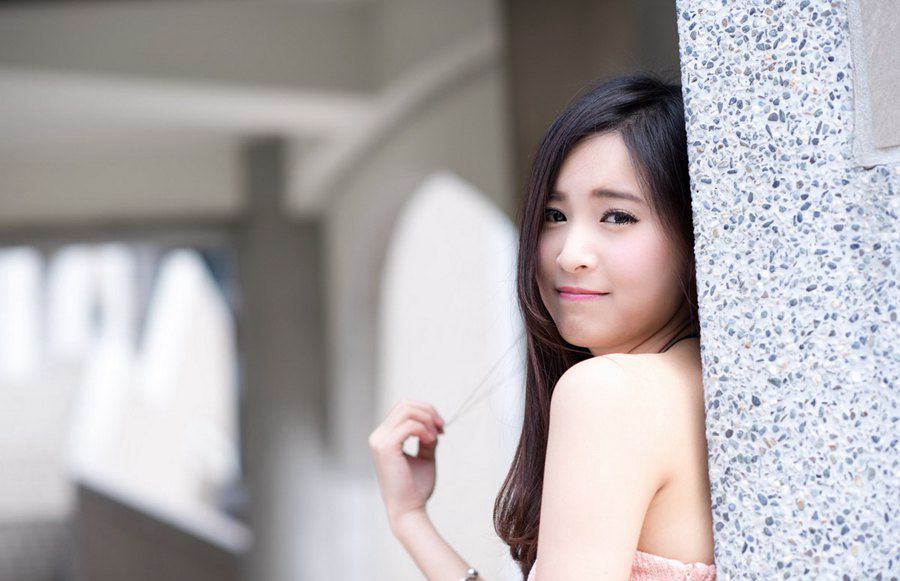 气质美女孟洁高清迷人写真集