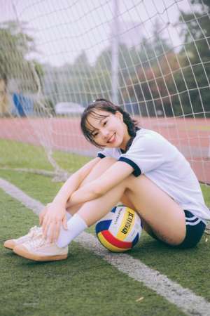 漂亮萝莉美腿体校美女阳光笑容写真