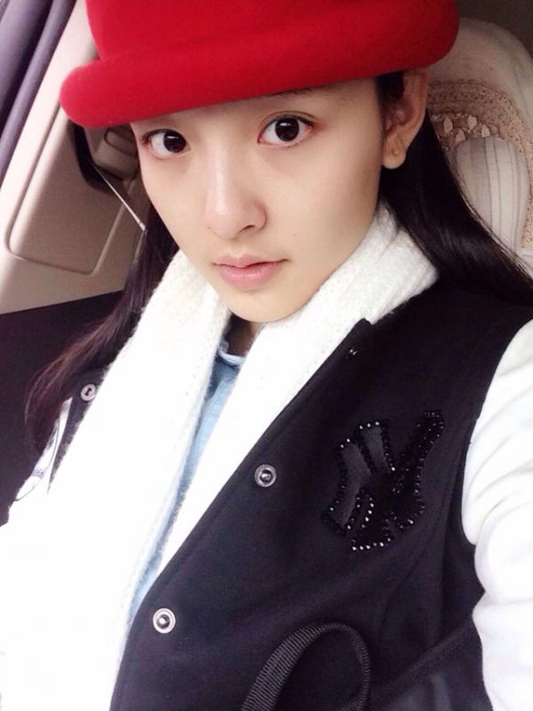 吴倩清纯迷人美照