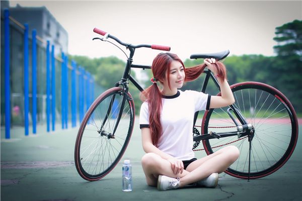 元气美女户外高清写真集
