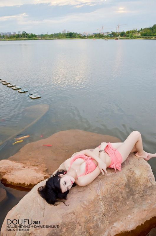 巴西美女性感内衣照片 性感内衣美女美胸诱惑写真照片