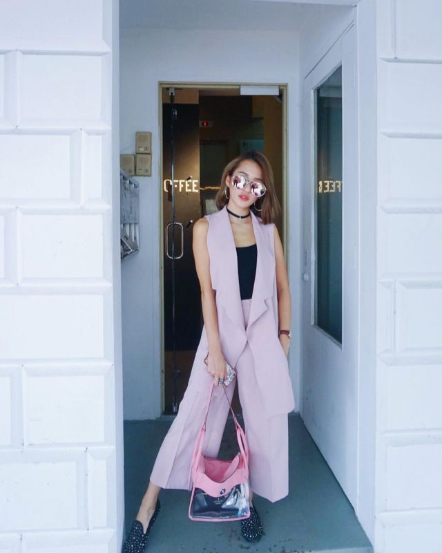 90后混血美女冯u气质养眼写真图片