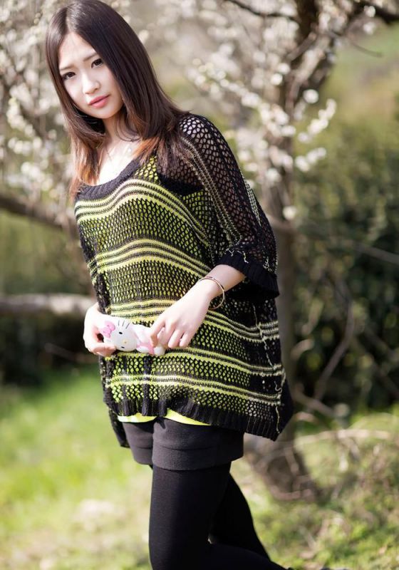 清纯美女户外唯美写真照