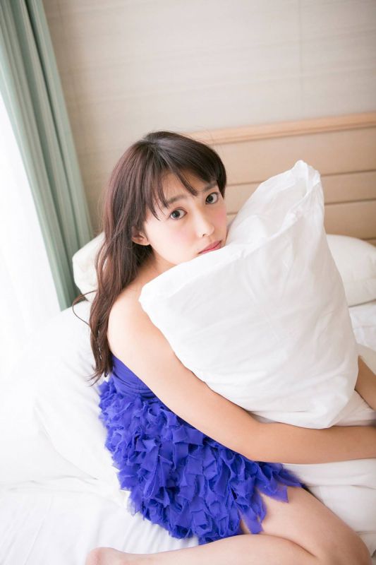 日本少女中岛早贵私房迷人写真集