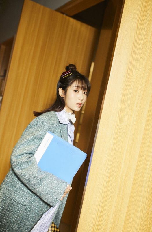 帅气女孩邢菲时尚潮流打扮迷人明星写真图片