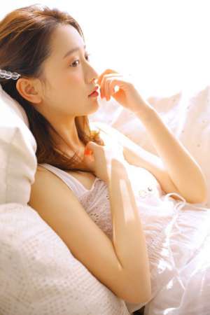 天然气质白色内衣美女私房性感人体艺术照片