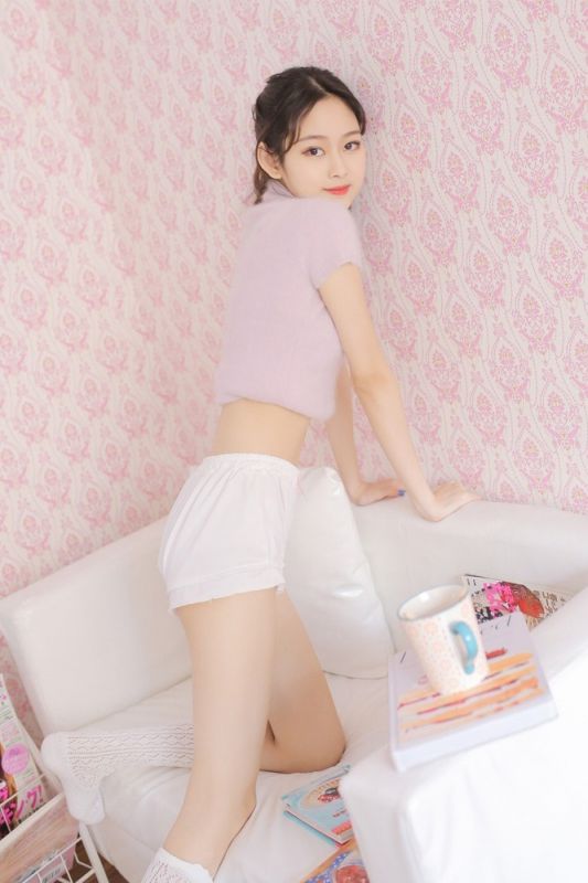 性感萝莉惹火内衣私房妖娆抚媚写真