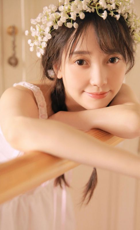 森林系美女萝莉飘逸长裙私房天使性感诱惑图片