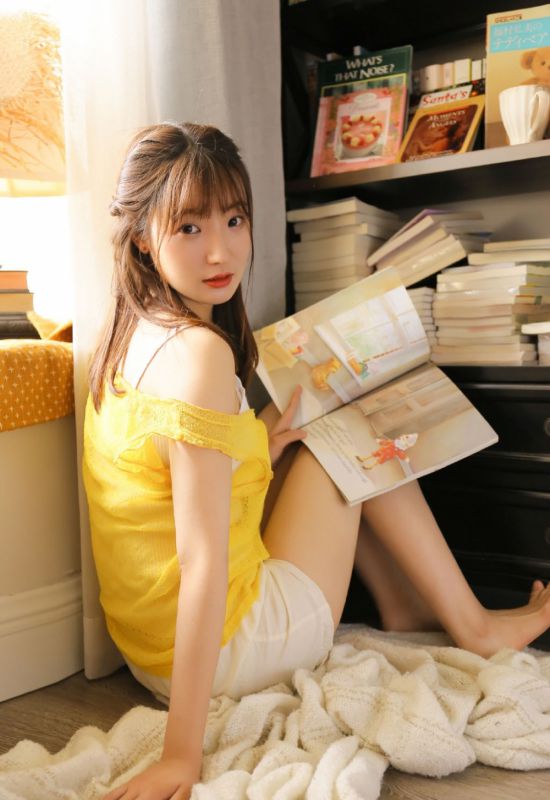 清纯甜美少女私房俏皮元气可爱写真