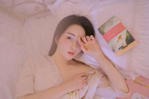 极品少妇床上姨母睡衣的诱惑风骚嫂子性感写真图片