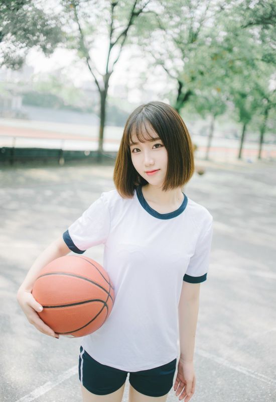 校园篮球宝贝少女日系体操服白嫩写真
