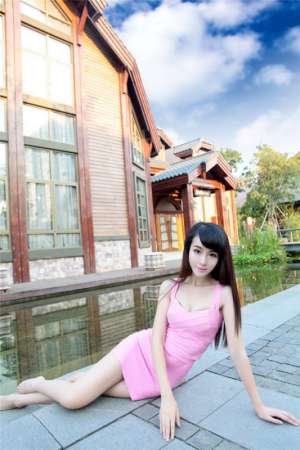 性感女人酥胸翘臀诱惑写照