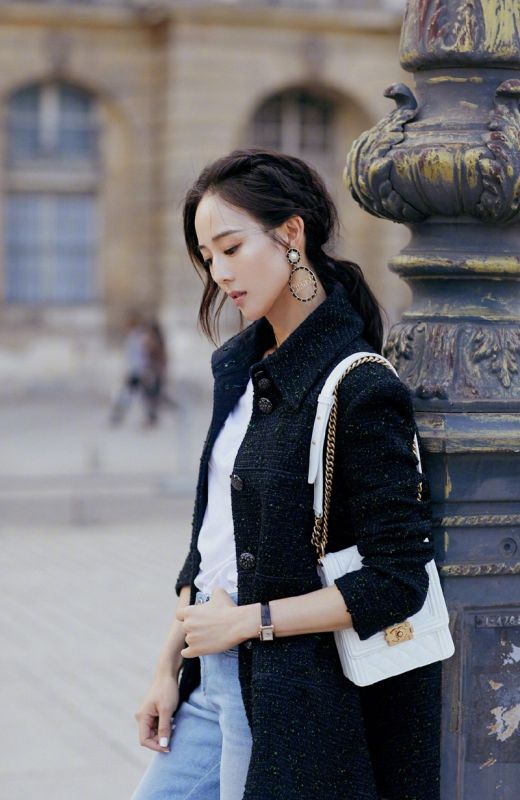 街头美女明星张钧甯御姐气质时髦写真图片