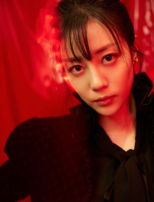 骨感美女李溪芮火辣养眼长腿明星写真图片