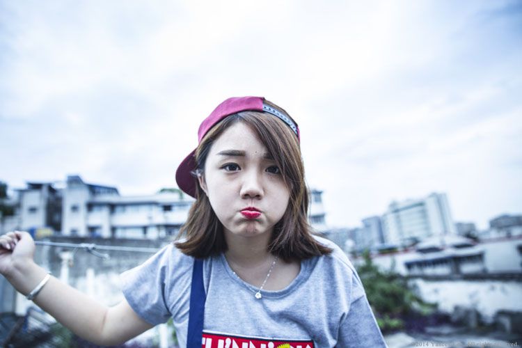 俏皮可爱女孩高清迷人写真