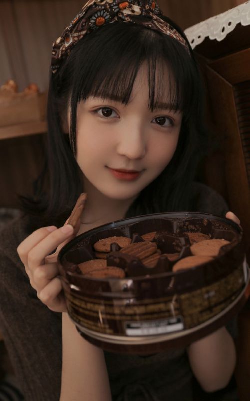 韩国可爱漂亮萝莉美女居家丝袜美腿写真图片