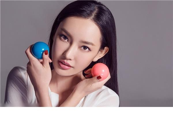 童菲变身台球女郎极致诱惑