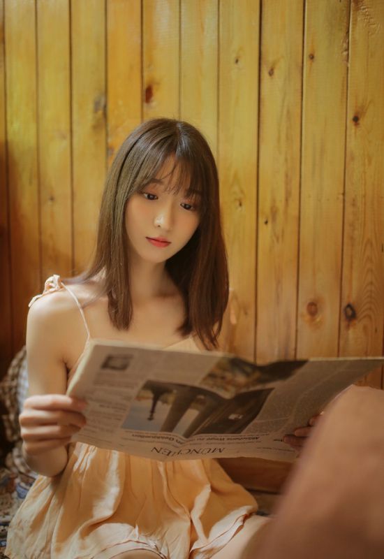 牛乳少女甜美清纯女神吊带睡裙内衣个人写真