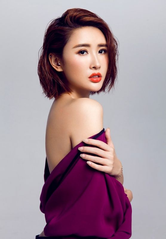吕夏葳百变造型甜美写真大片
