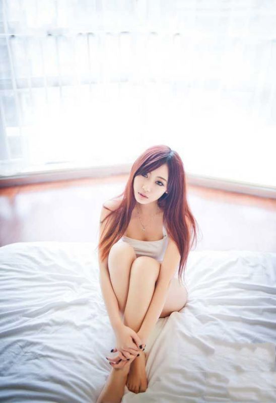 清纯美女吴梓嫣私房迷人写真