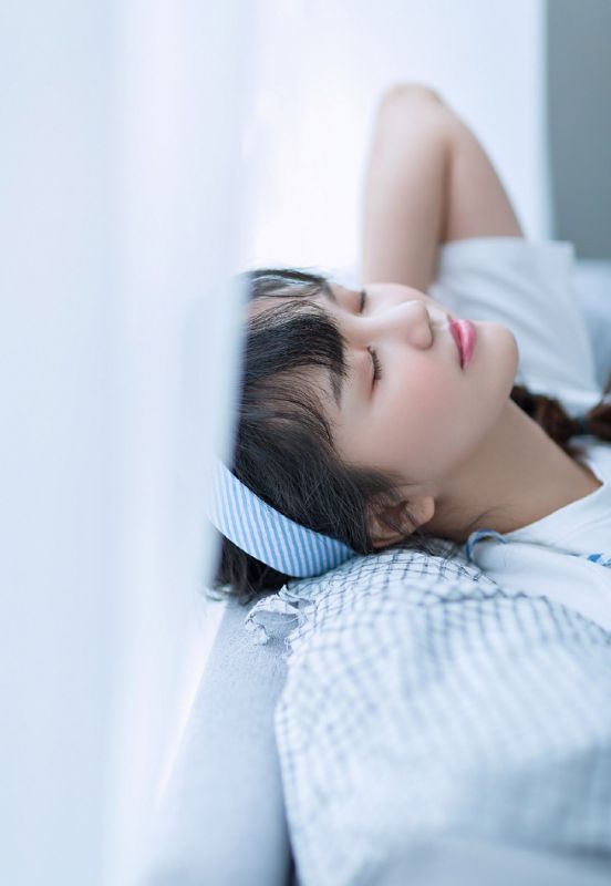 恬静天然少女元气小清新格子裙清纯淑女写真