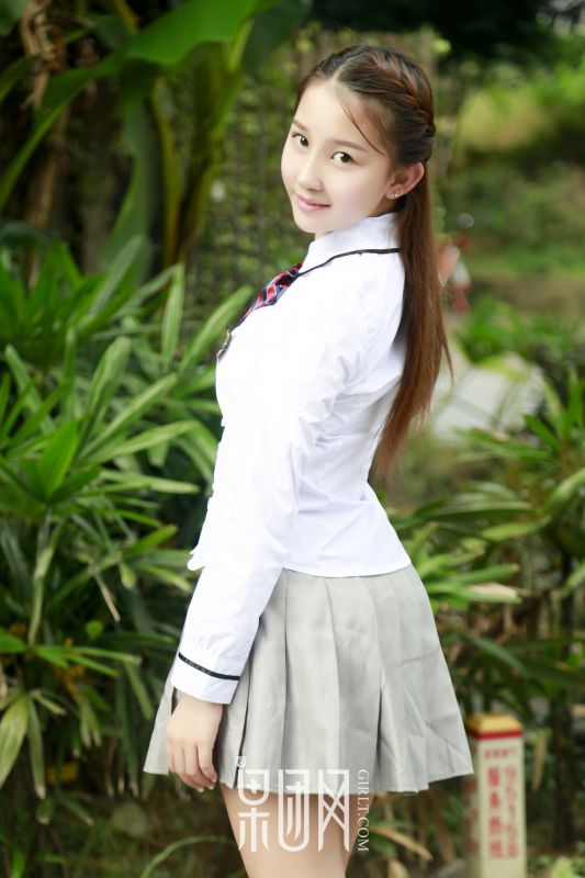 琪琪 - 学生妹白丝幼女诱惑