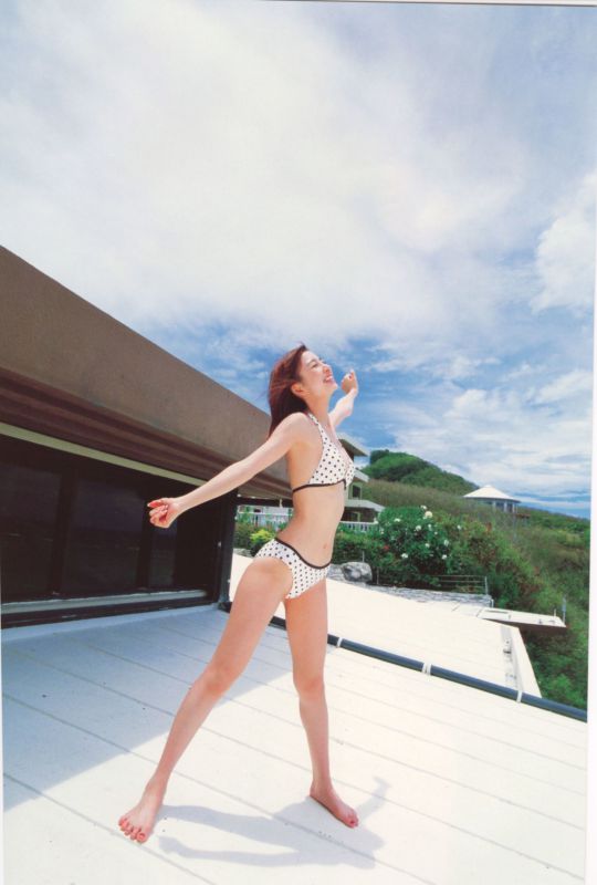 篠田麻里子 Mariko Shinoda - 《Pendulum》