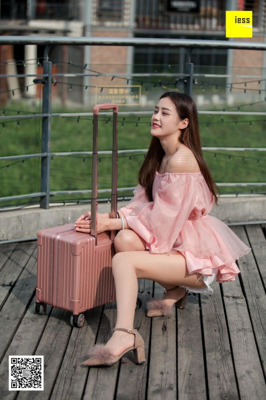九妹 《粉粉嫩嫩的九妹》美腿丝足套图
