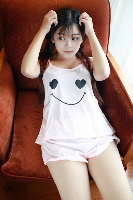 青春的小萝莉，身材很好