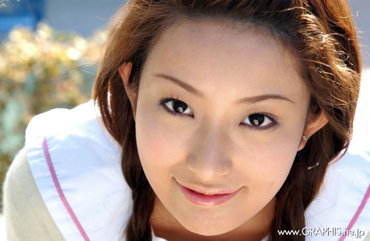 Nao Yoshizaki 吉崎直绪 - Enhanced holiday