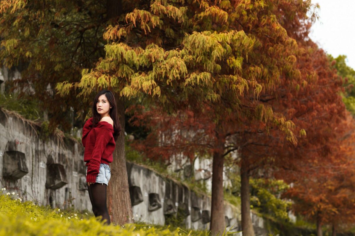 孟洁 (2套服装） 写真图片合集