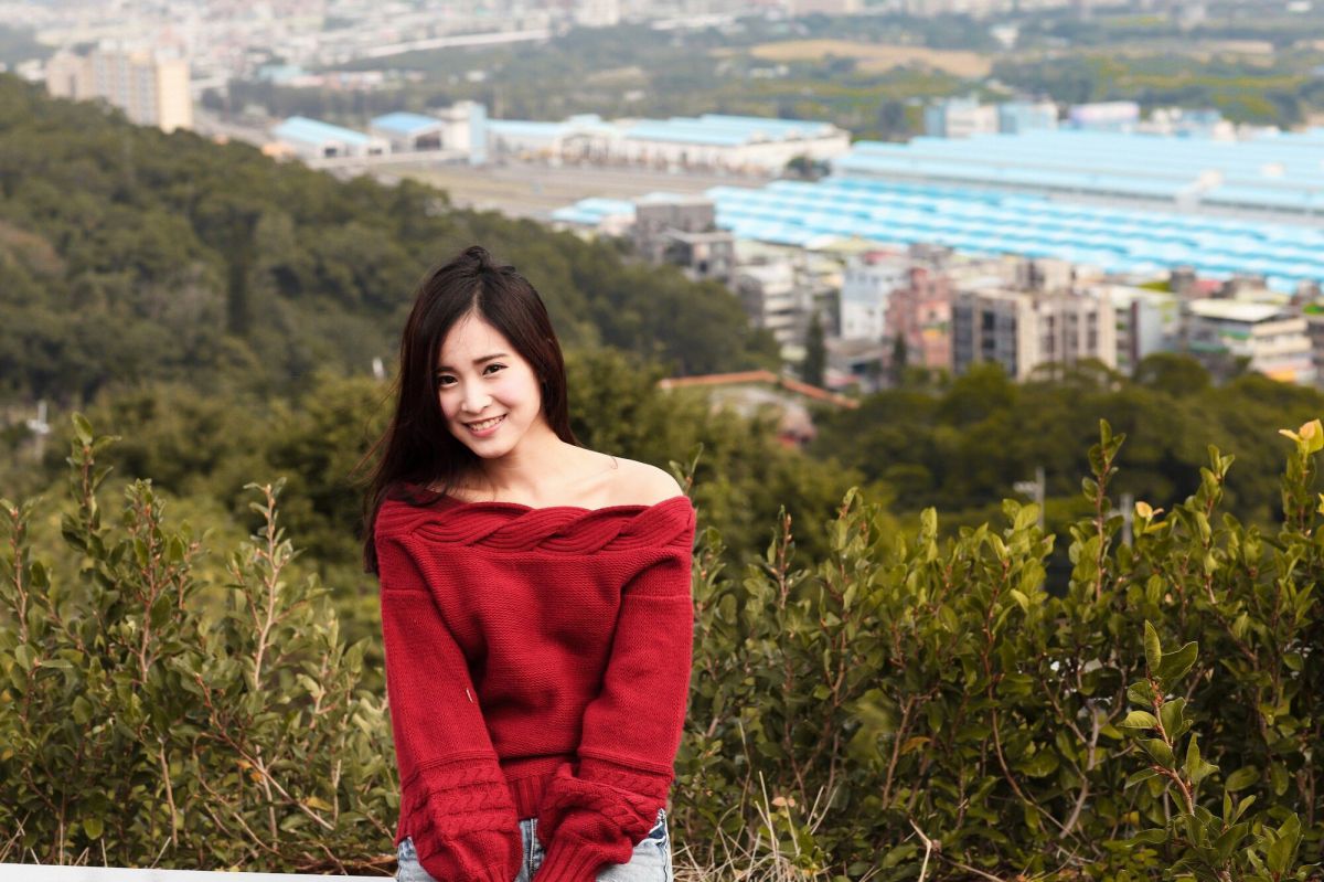 孟洁 (2套服装） 写真图片合集