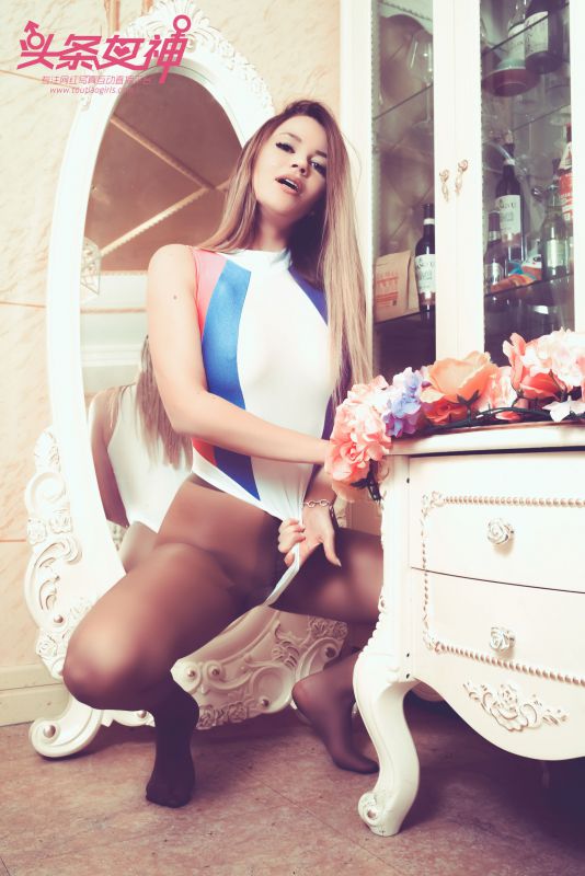 纳斯佳 - 巧克力美人 写真套图