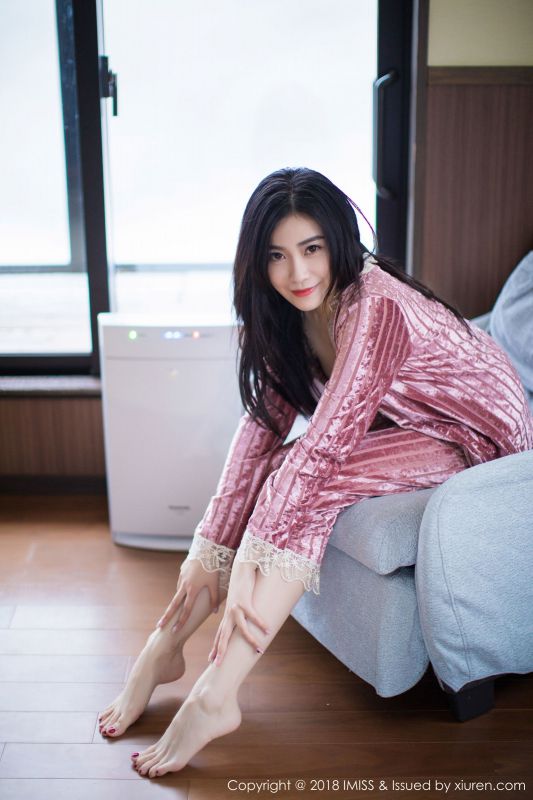 女神@许诺Sabrina - 北海道旅拍第五套写真