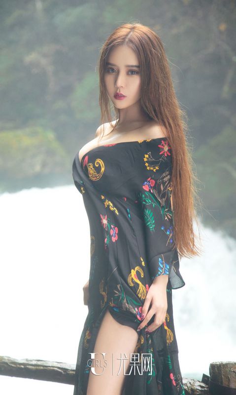 爱丽莎 - 老寨新花