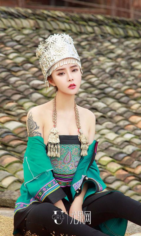 爱丽莎 - 老寨新花