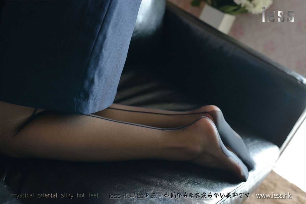 小C《制服黑丝秀》