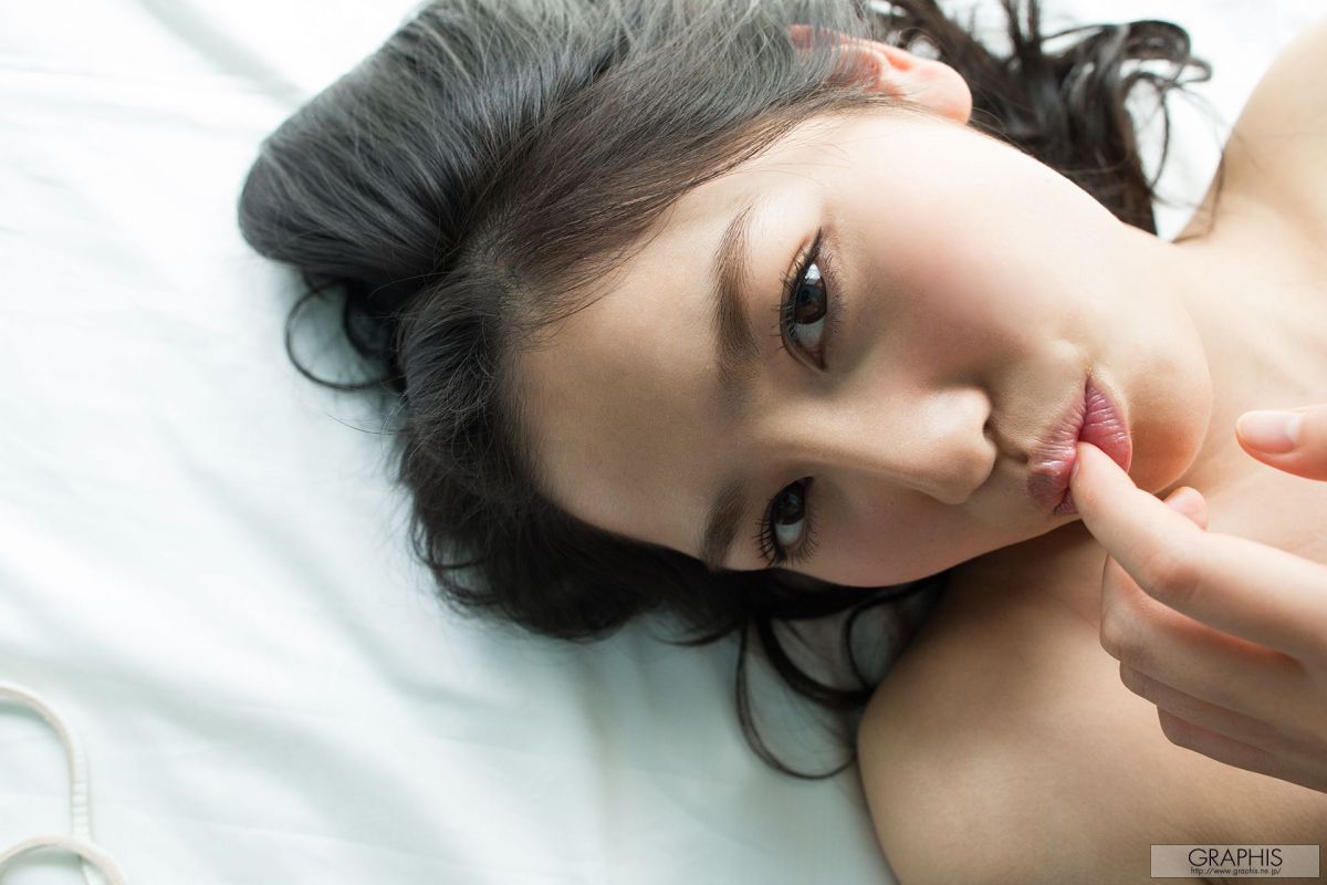 Gals Risa Onodera 小野寺梨紗 『 About Her 』