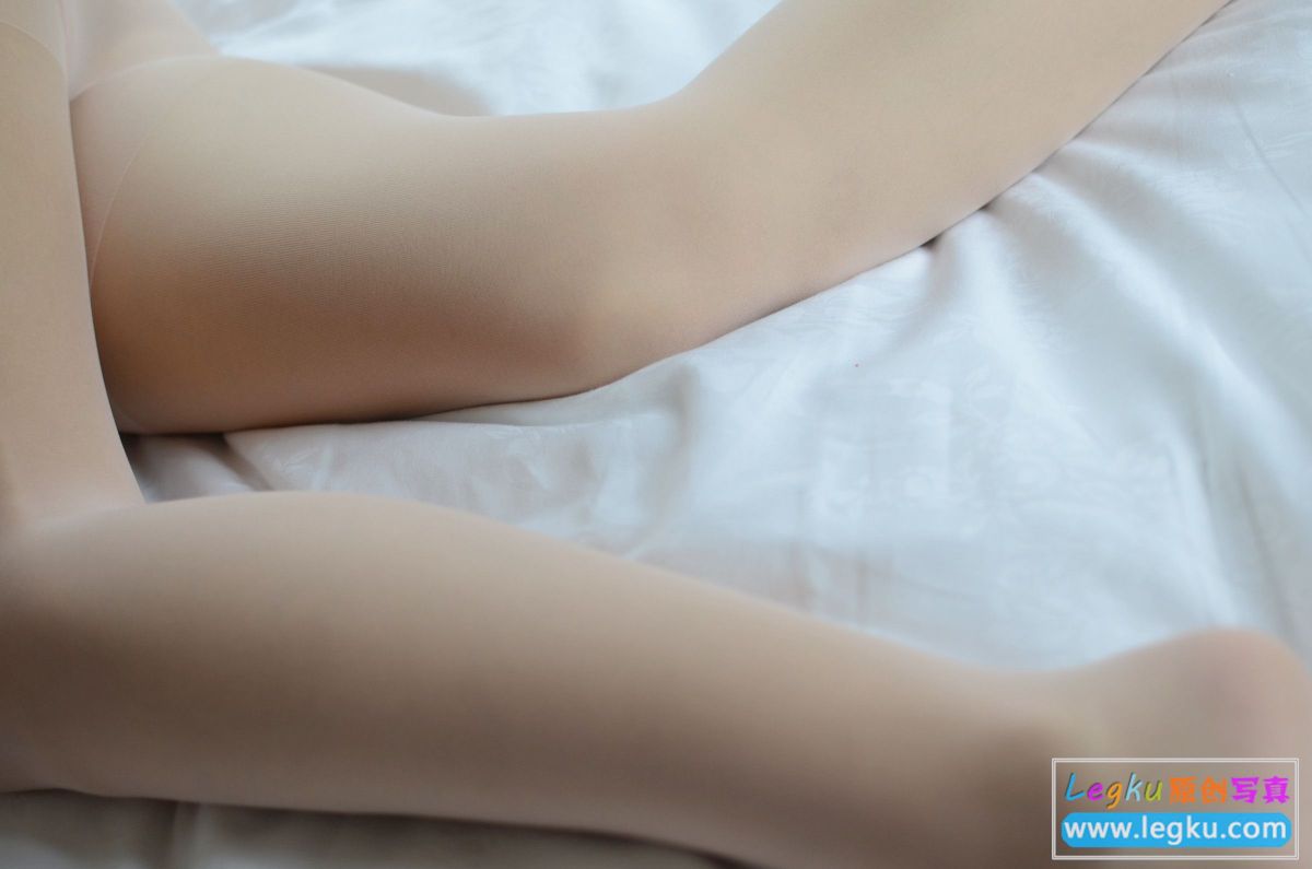 肉丝裤袜诱惑 写真套图