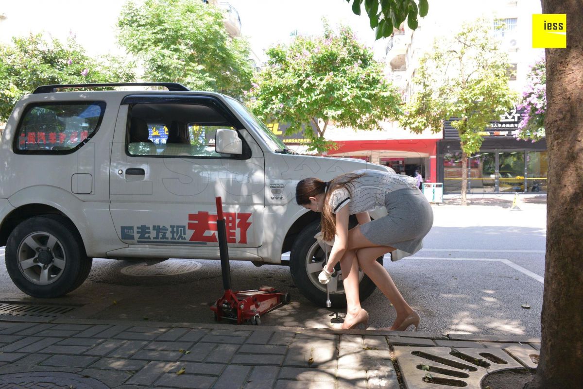 《九妹换备胎2》 丝足写真套图