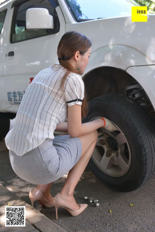 《九妹换备胎2》 丝足写真套图