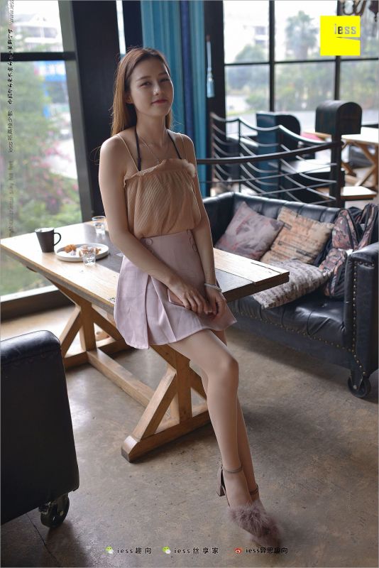 九妹（苗族） 《丝足亲善大使――九妹》写真套图