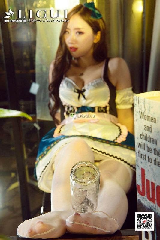 然然 丝袜美腿丝足写真