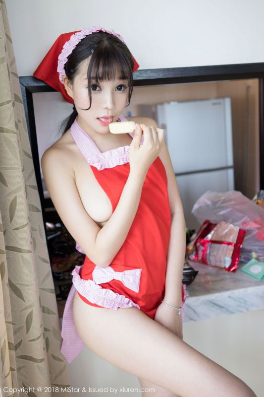 女神@芝芝Booty沙巴旅拍女仆写真