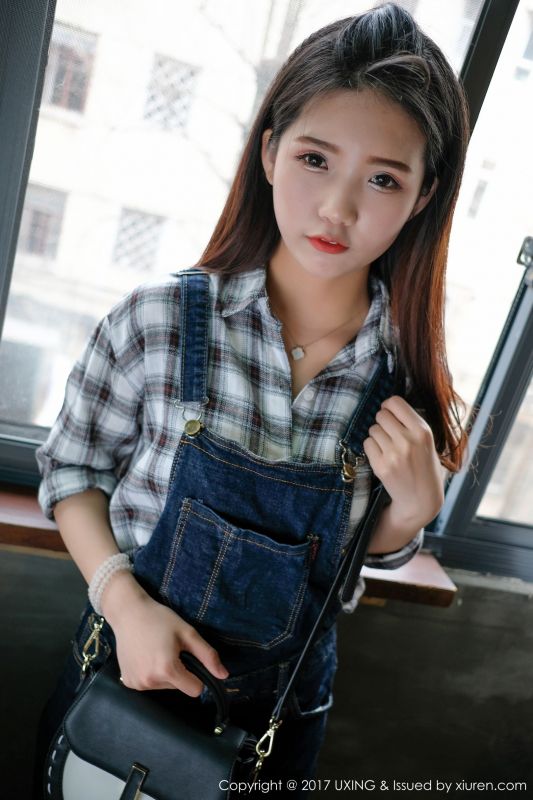 可爱的小叶子 - 童颜巨乳模特写真图片
