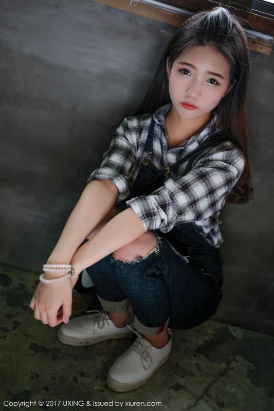 可爱的小叶子 - 童颜巨乳模特写真图片