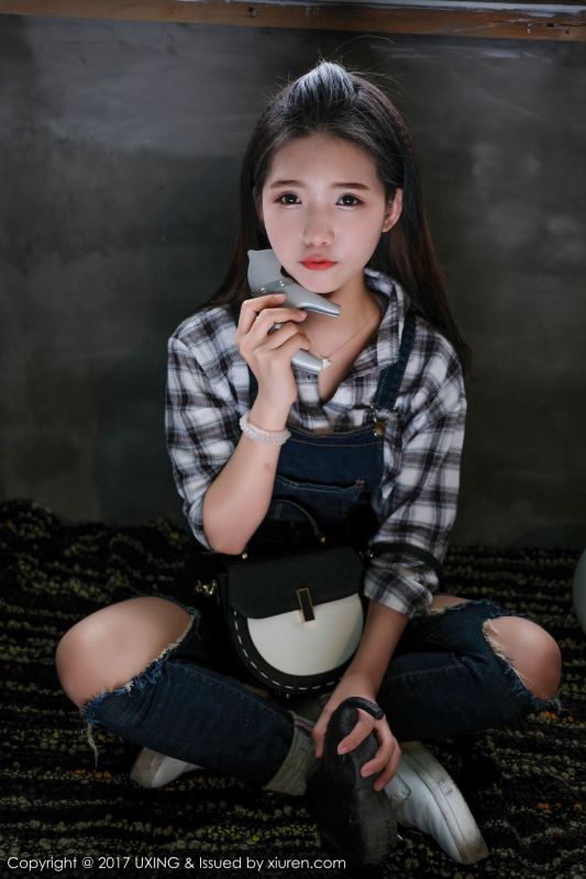 可爱的小叶子 - 童颜巨乳模特写真图片