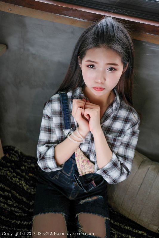 可爱的小叶子 - 童颜巨乳模特写真图片