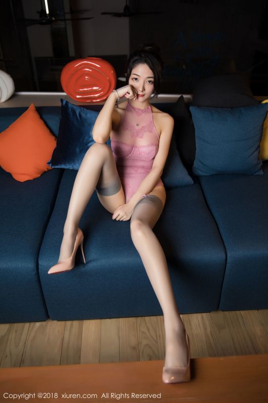 小热巴 - 丝袜美腿写真